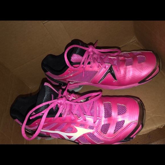 Mizuno Shoes Pink Mizuno Volleyball Shoes Poshmark